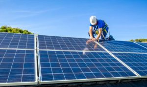 Installation et mise en production des panneaux solaires photovoltaïques à Gravigny